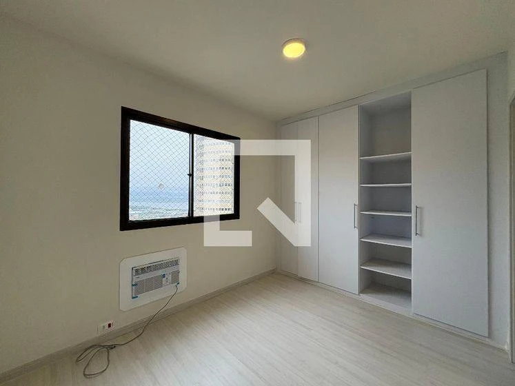 Рабочее место и 2 спальни: квартира 72 м² — photo 4