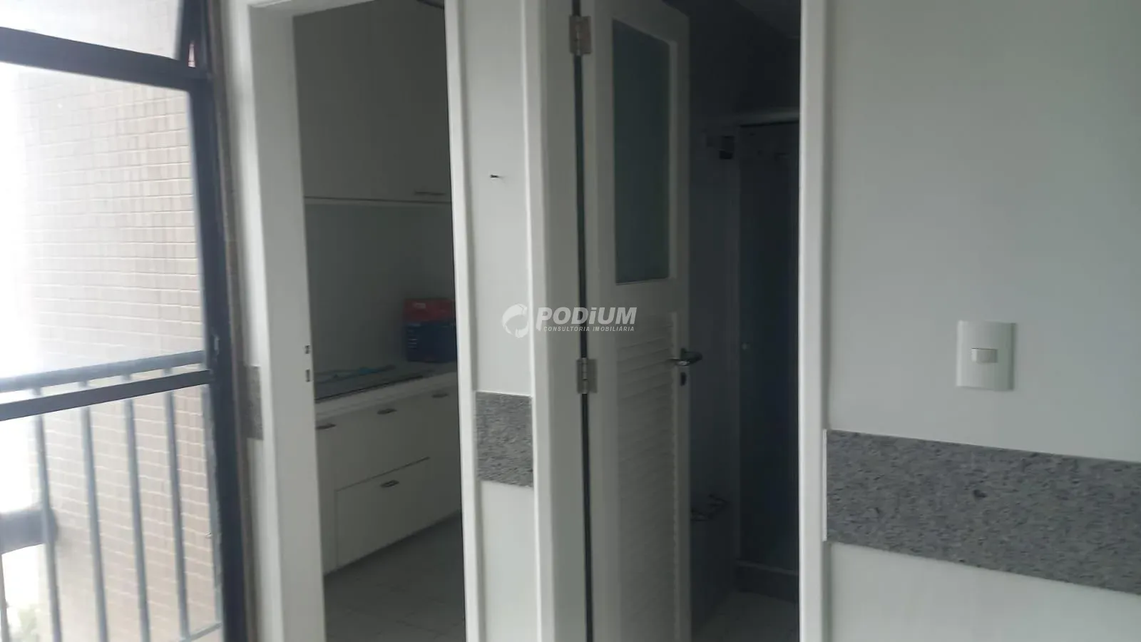 4-bedroom 315 m² apartment with separate kitchen — photo 31