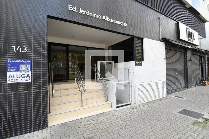 Furnished apartment, 33 m², with a washing machine — photo 25