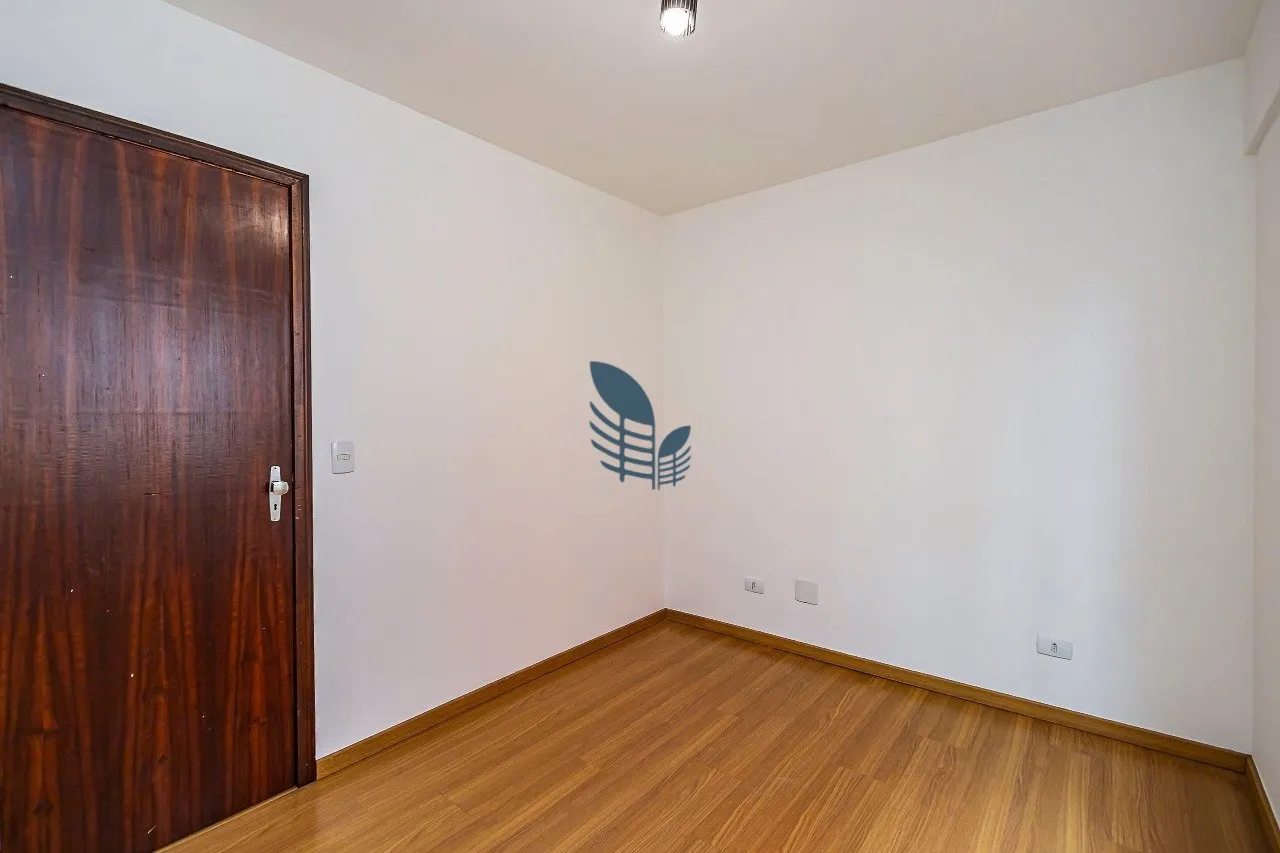 2-bedroom apartment with a bathtub in Curitiba — photo 20
