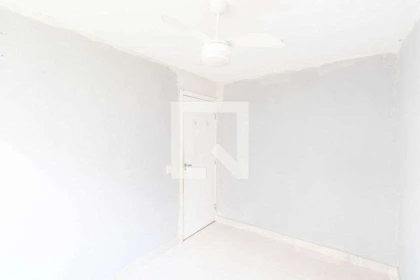 2-bedroom apartment in a building with a gym — photo 25