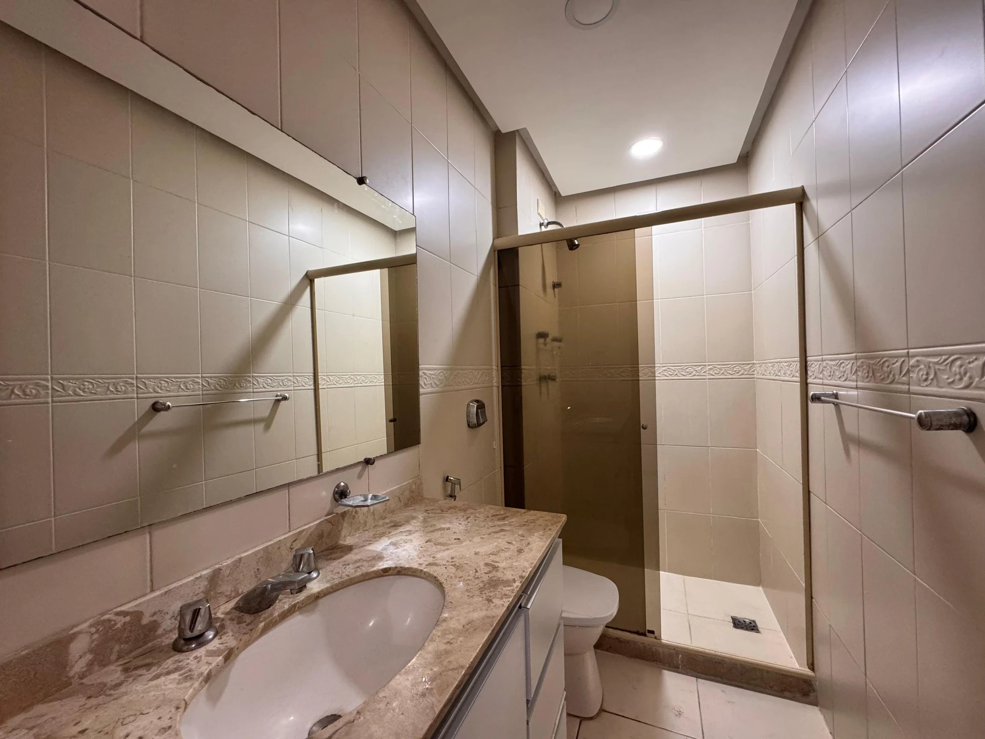 Apartamento mobiliado com 2 quartos e 2 banheiros — photo 32
