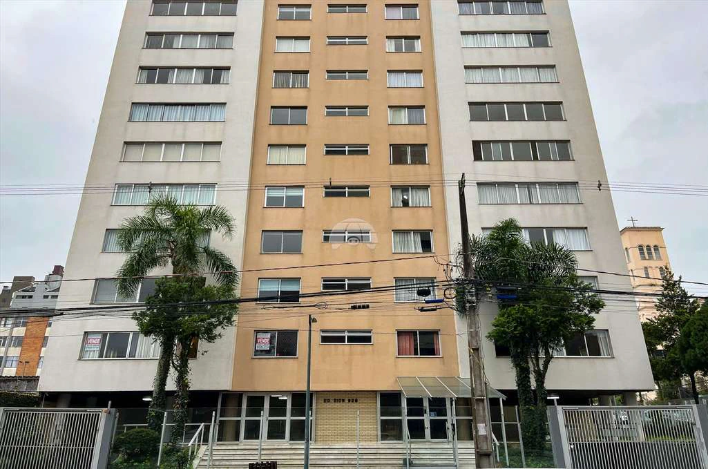 283 m² apartment with 3 bedrooms and 2 covered parking — photo 2