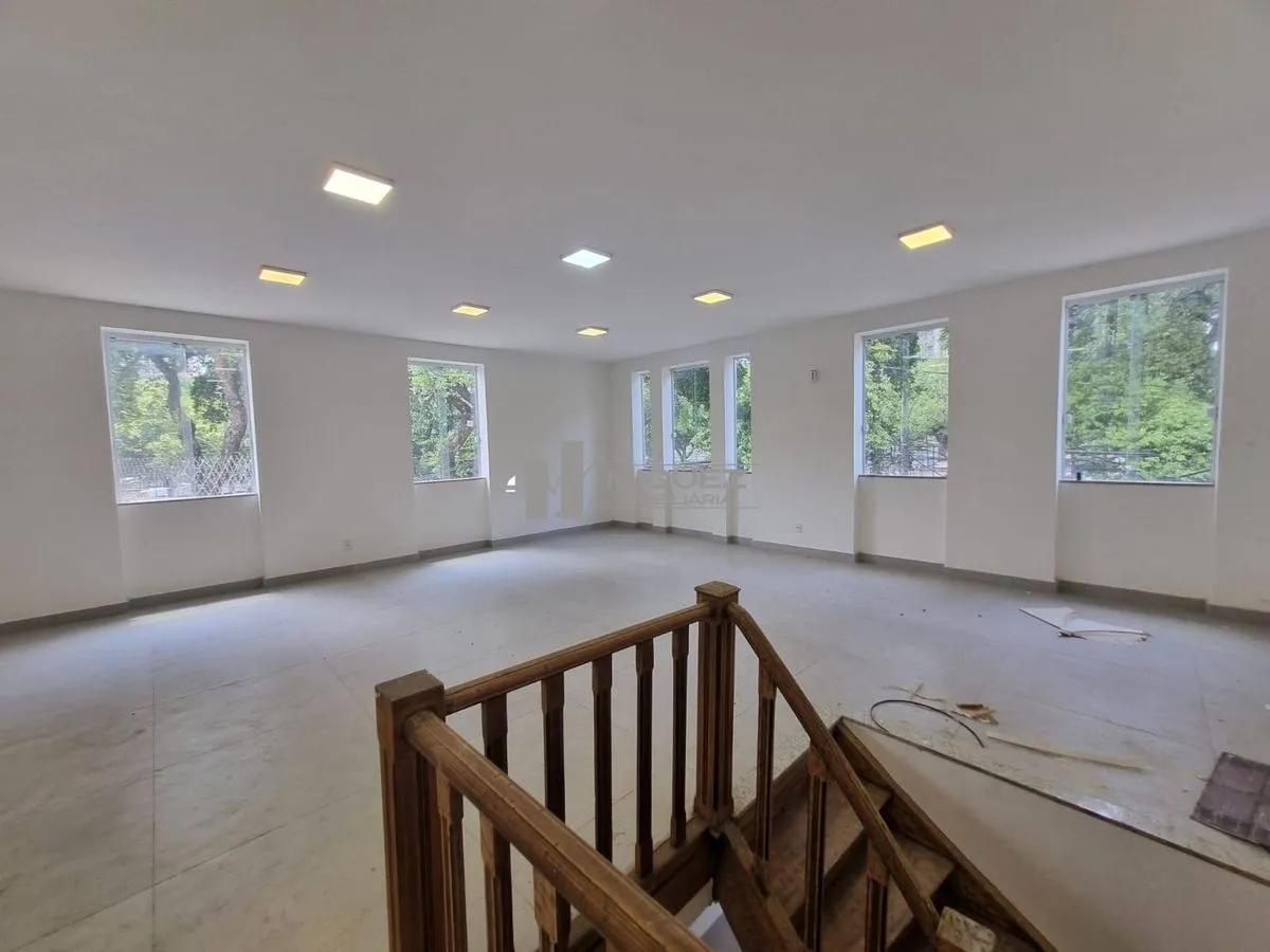 Unfurnished rental house with 1 bedroom and 6 baths 401 m² — photo 38