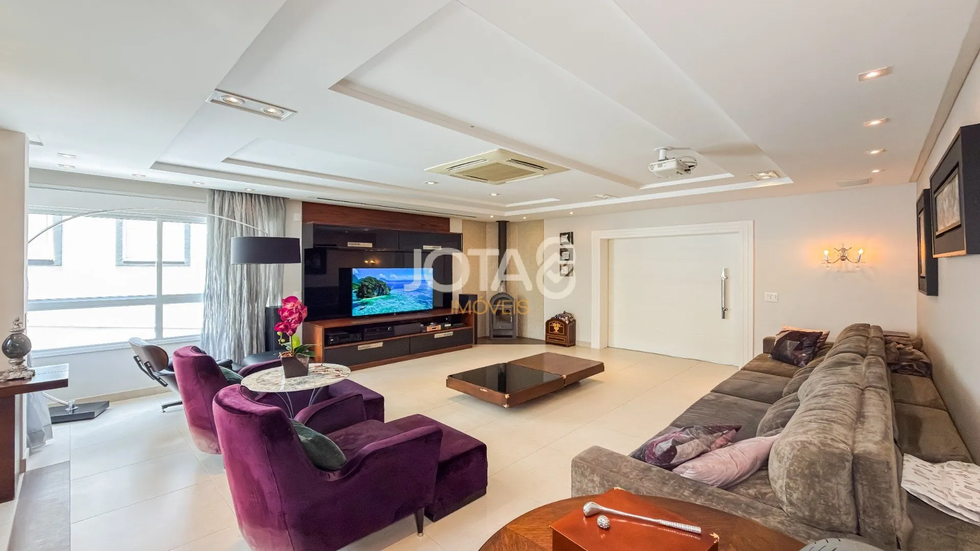 House with 3 en-suite bedrooms and private BBQ — photo 5