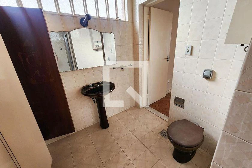 Casa de 630 m² com 5 quartos e 3 banheiros — photo 33