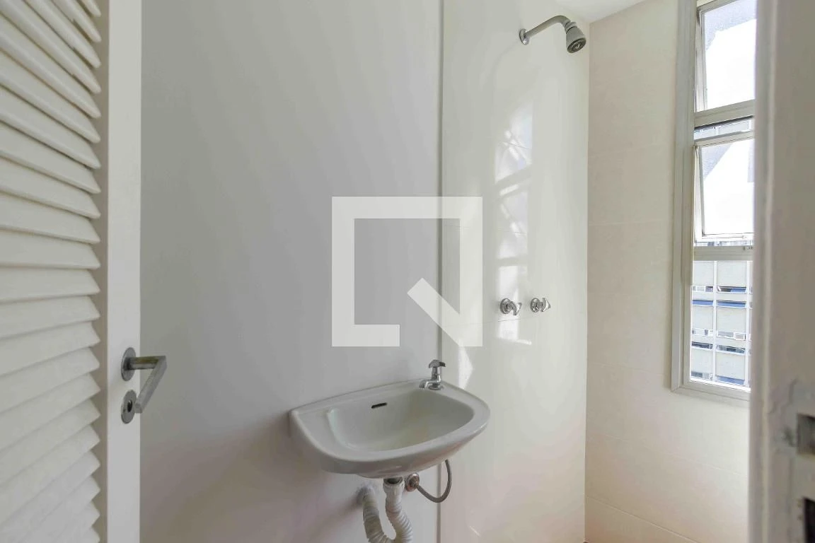 Washing machine in a 2-bedroom apartment, 100 m² — photo 37