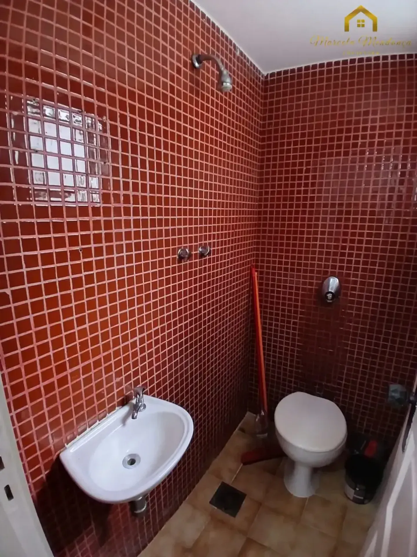 Apartment, 109 m², with a glass-enclosed balcony — photo 10