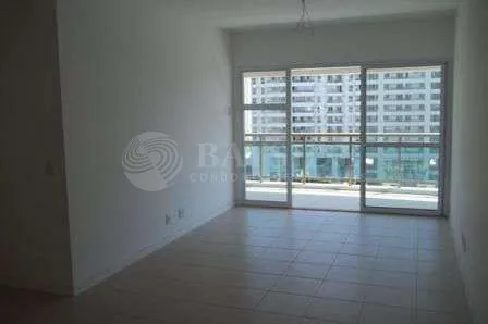4-bedroom apartment with a mountain view in Rio de Janeiro — photo 18