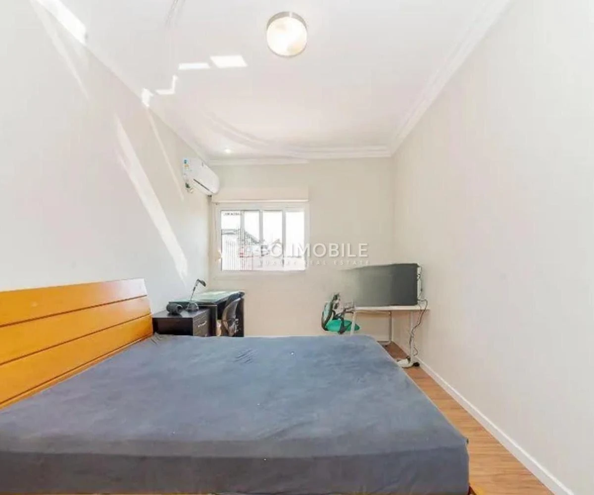 Furnished house with 5 bedrooms, 6 bathrooms, 405 m²