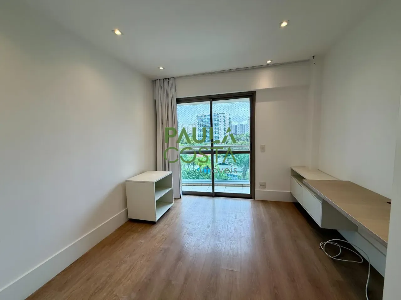 Apartment with 4 bedrooms and 4 suites, unfurnished — photo 2