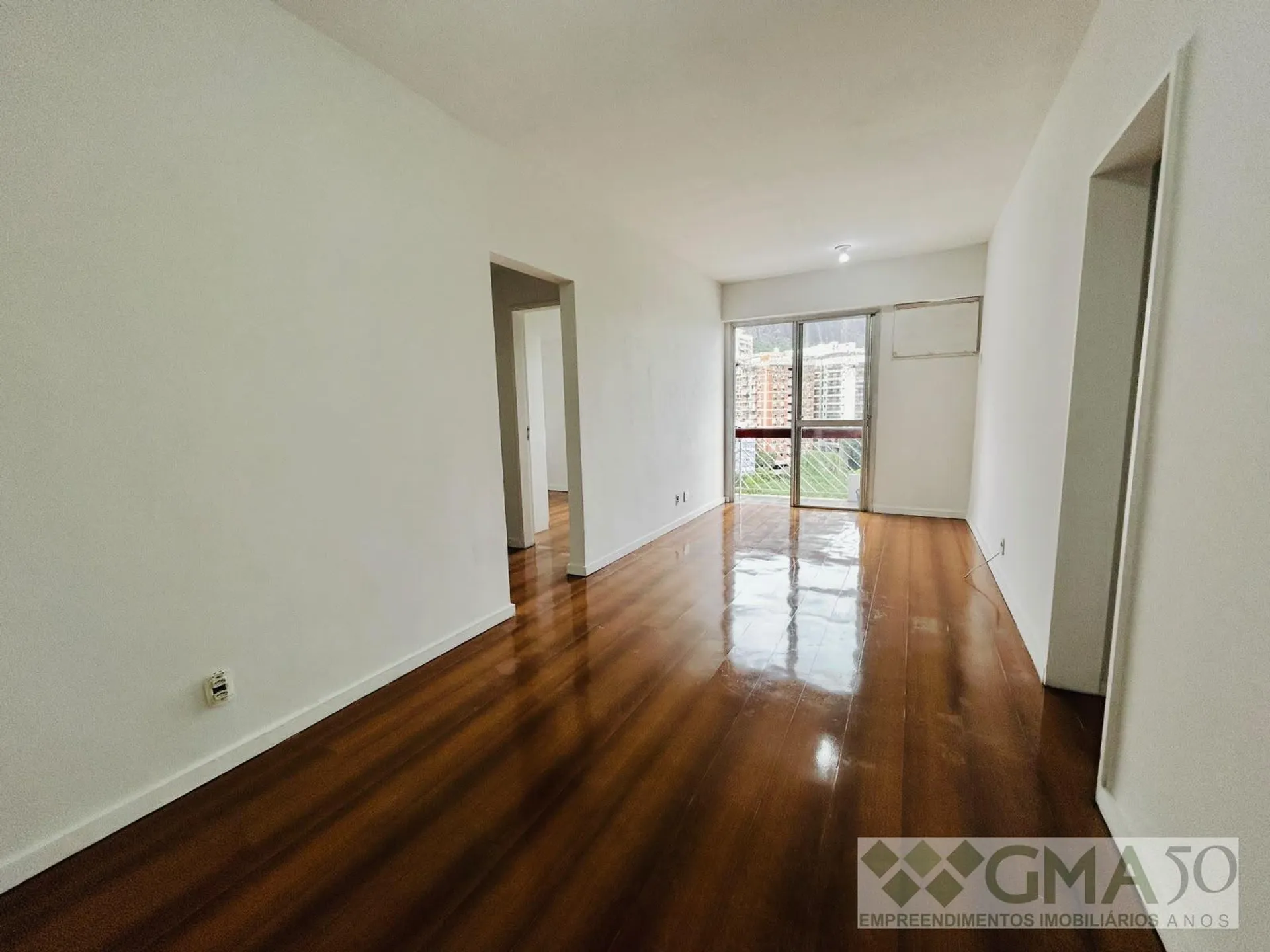 2-bedroom apartment with a washing machine — photo 9