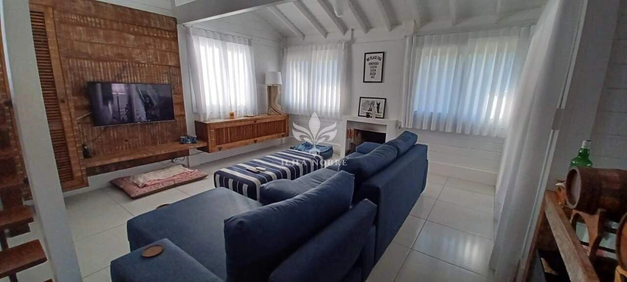 House, 209 m², with a mountain view — photo 13