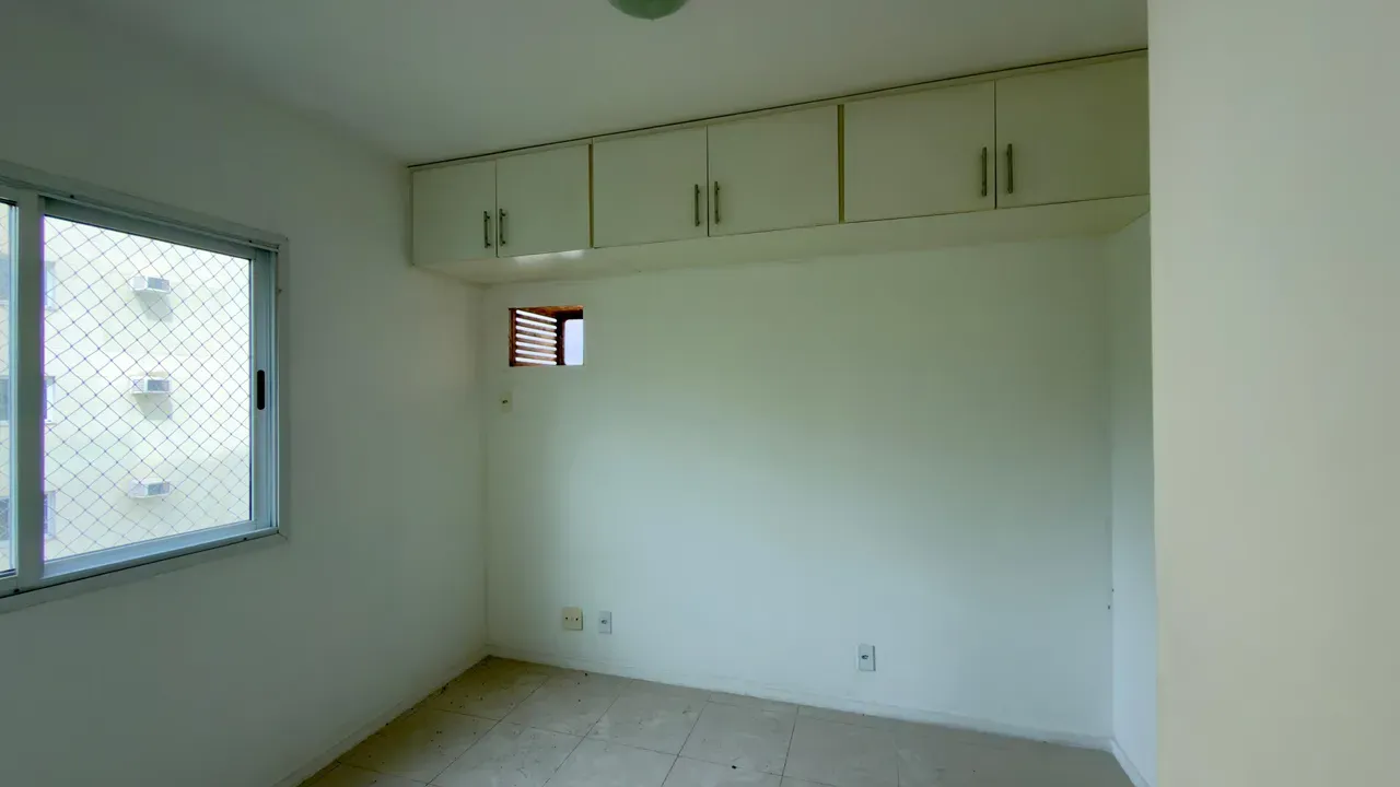 Квартира 87 м² с застеклённым балконом и джакузи — photo 20