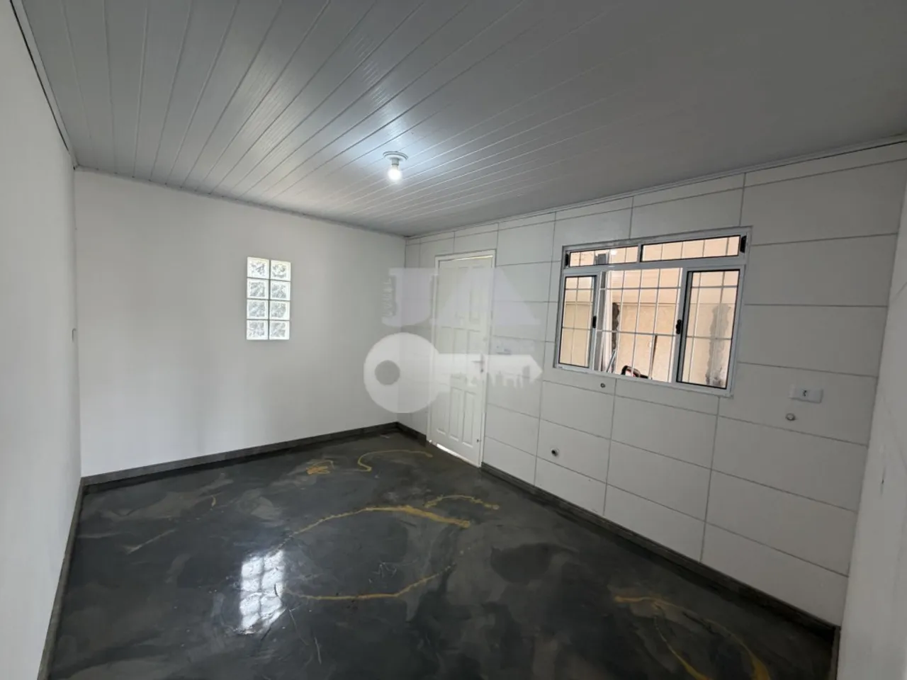 2-bedroom house with a grill on the balcony in Curitiba — photo 18