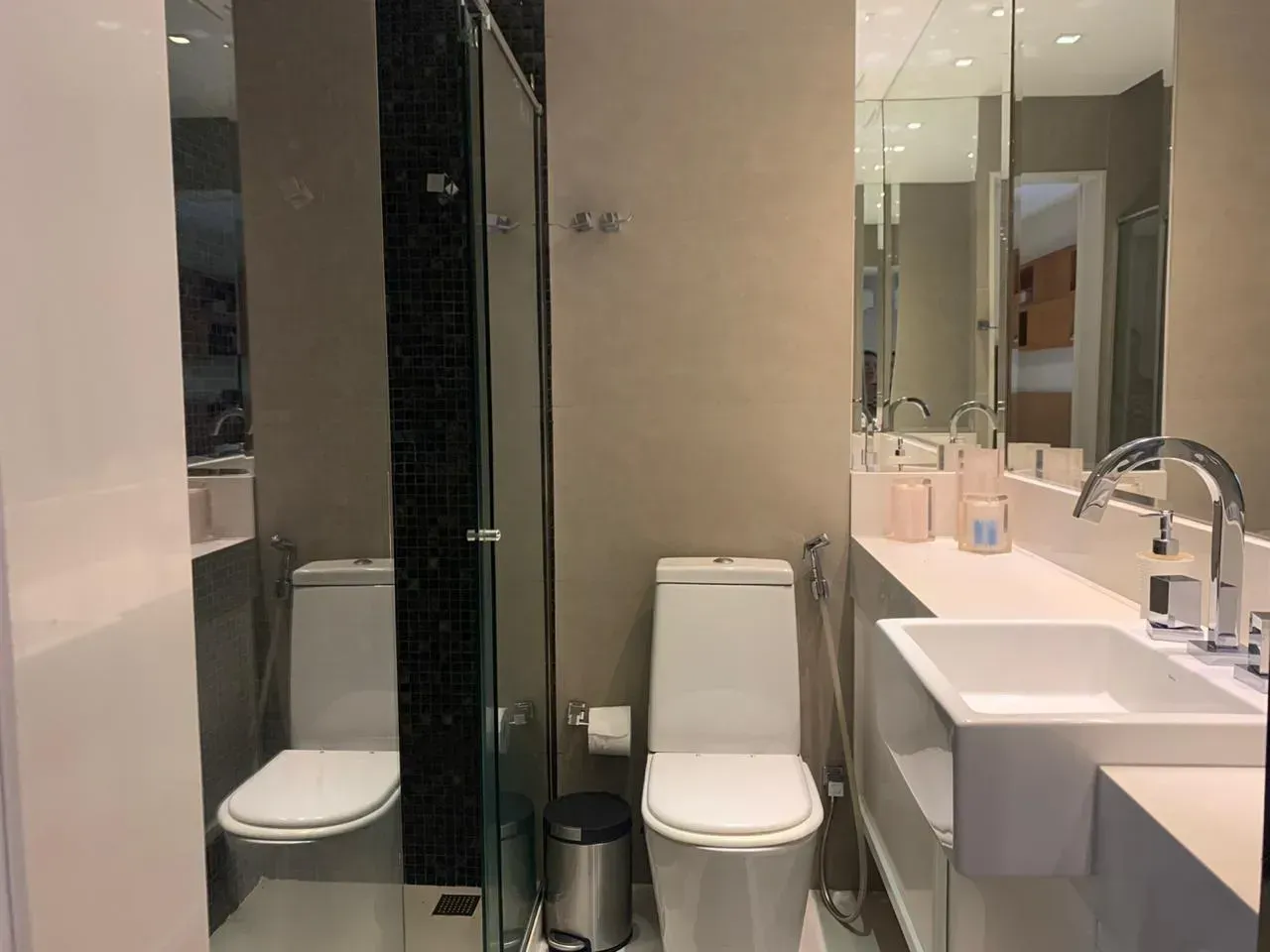 Unfurnished 2-bedroom apartment with 3 bathrooms and 107 m² — photo 9