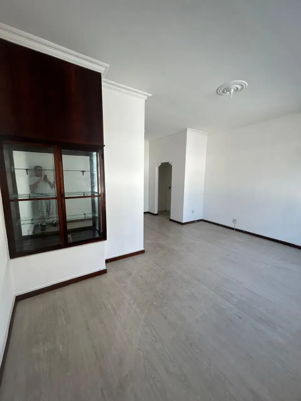 Unfurnished apartment with 2 bedrooms and 1 parking space — photo 10