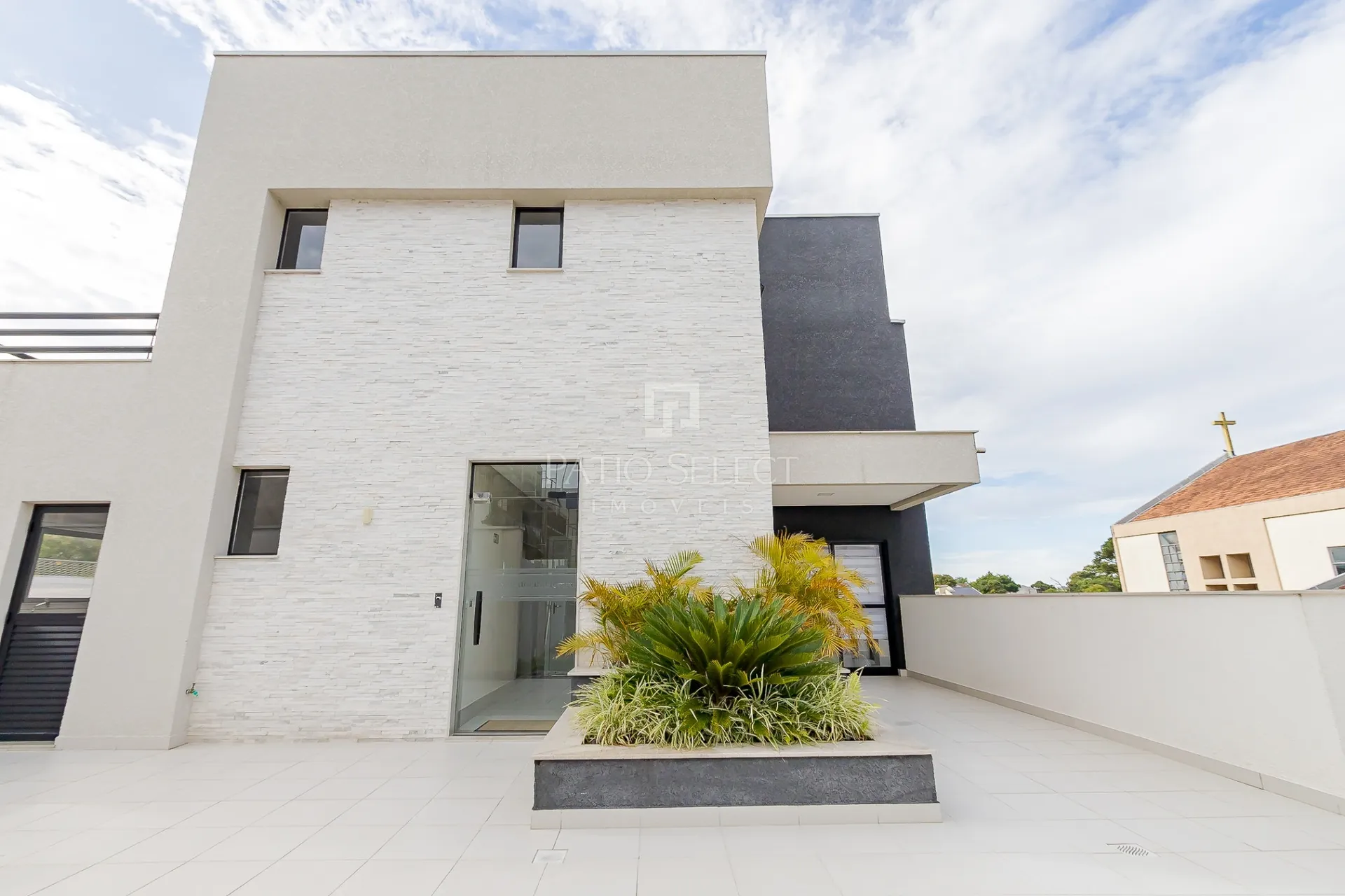 Casa de 181 m² com varanda gourmet e closet — photo 38