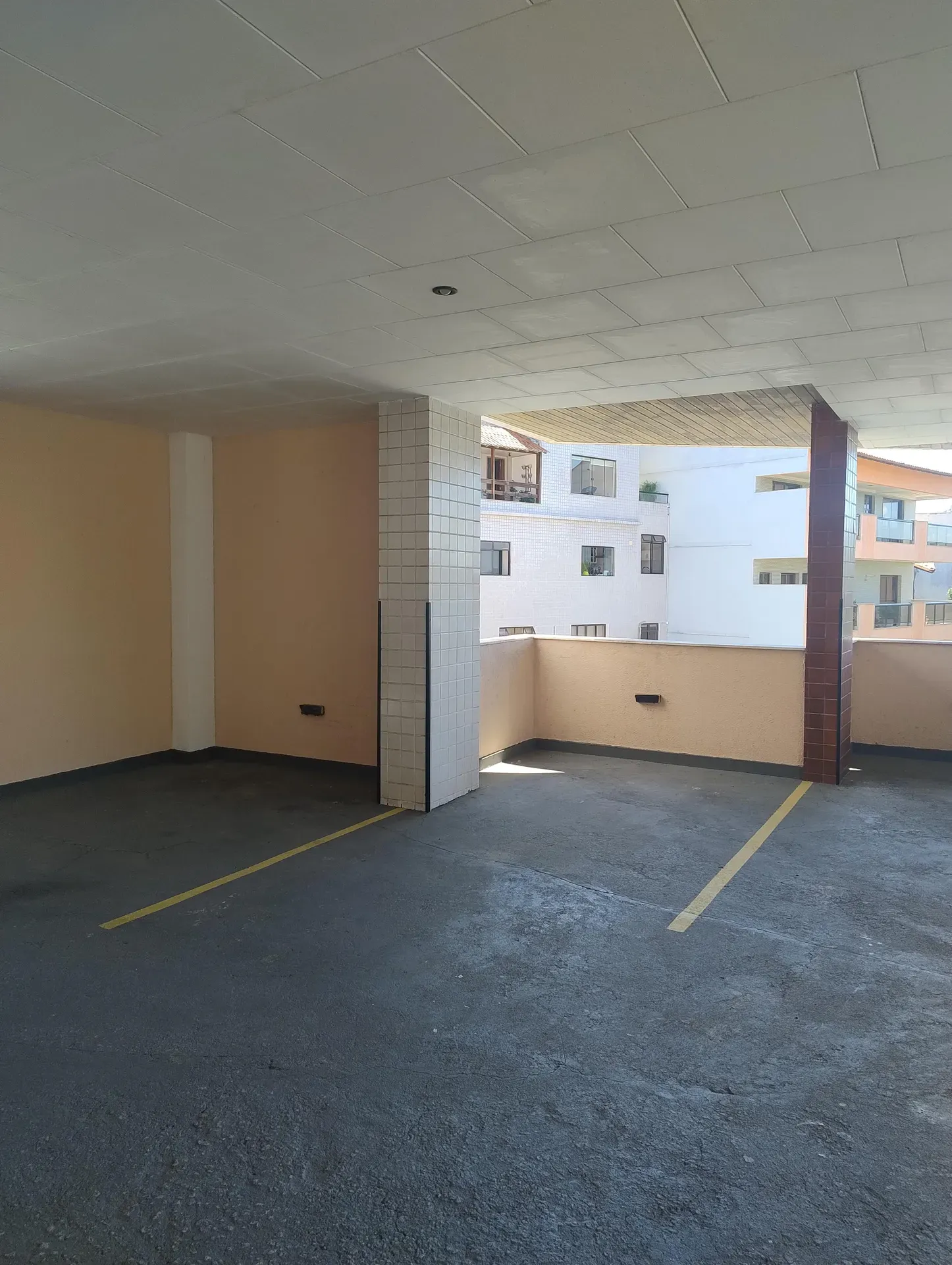 1st-floor apartment with 4 bedrooms, balcony and suite — photo 12