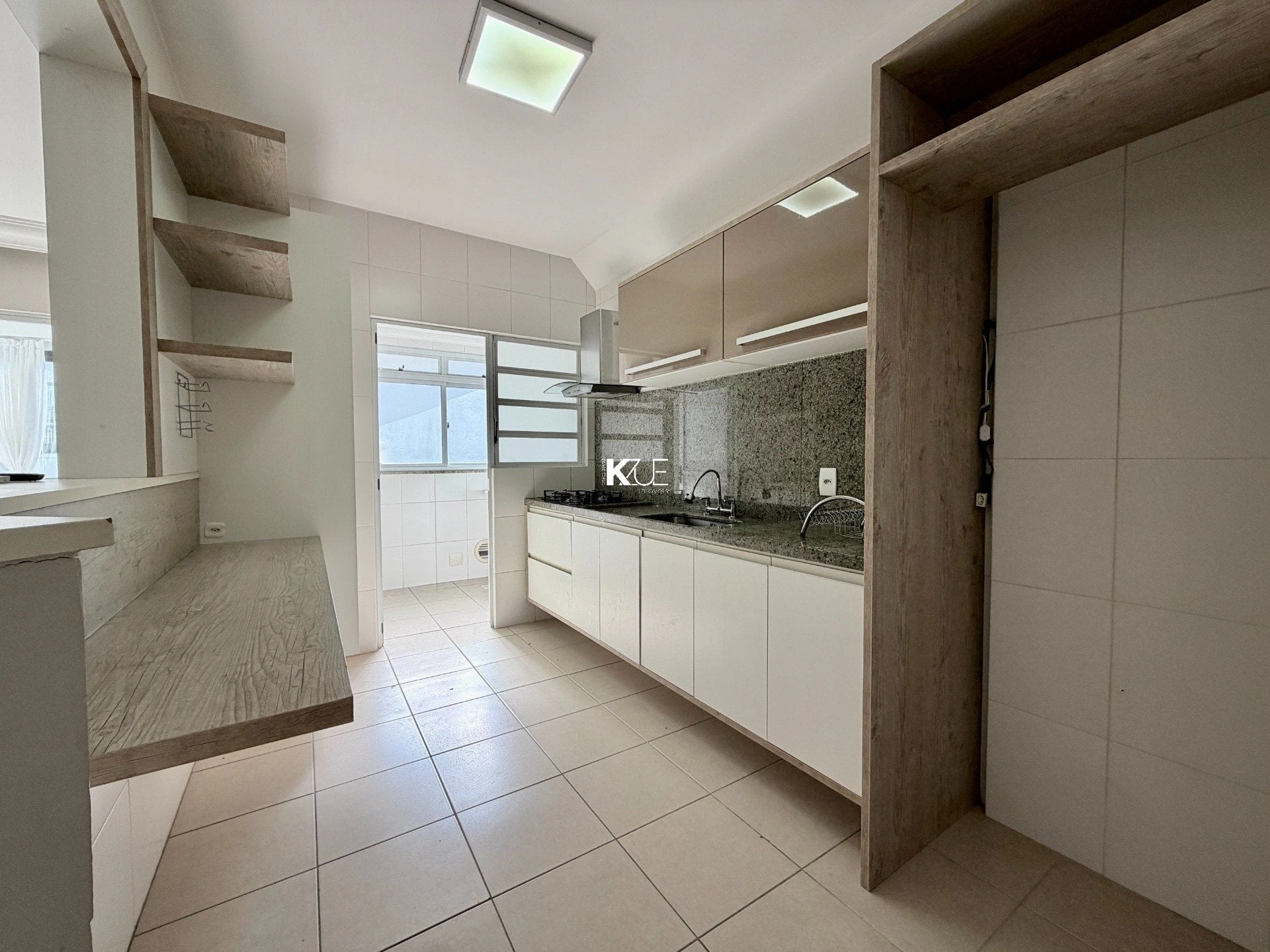 2-bedroom apartment in a building with a sauna — photo 11