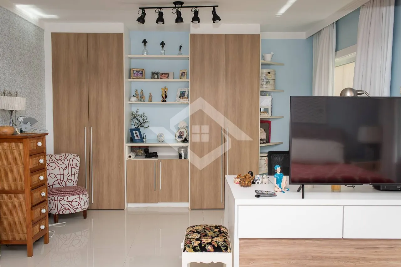 Triplex house 360 m² with 5 bedrooms and balcony grill — photo 7