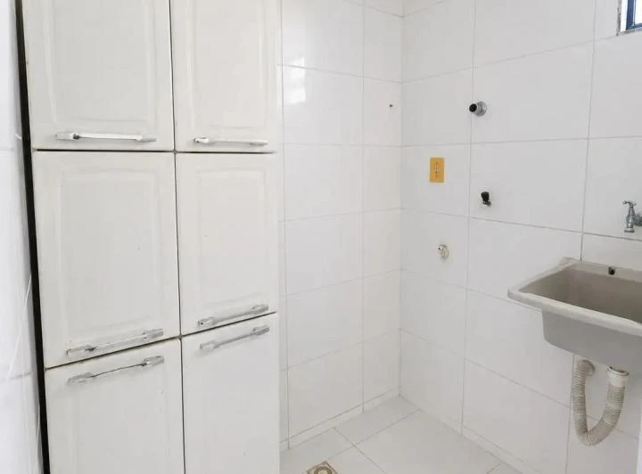 Квартира на первом этаже 65 м² с 2 спальнями и сюитом — photo 4
