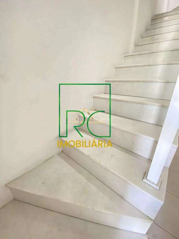 Cobertura com 3 quartos e cozinha com fogão a gás — photo 9