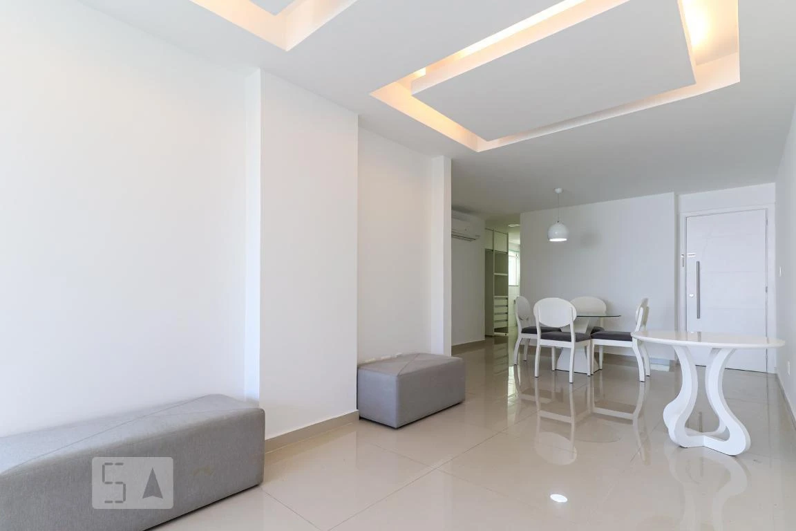 Rental apartment with 3 bedrooms and 1 en-suite bath — photo 12