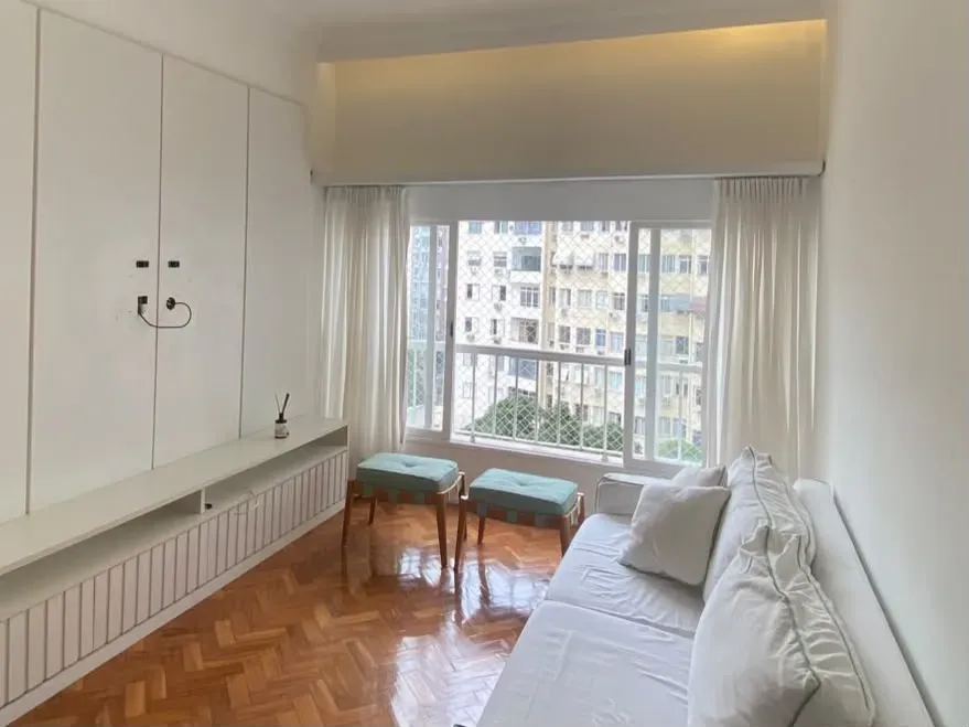 Apartment on the 7th floor with wood or laminate floors — photo 9