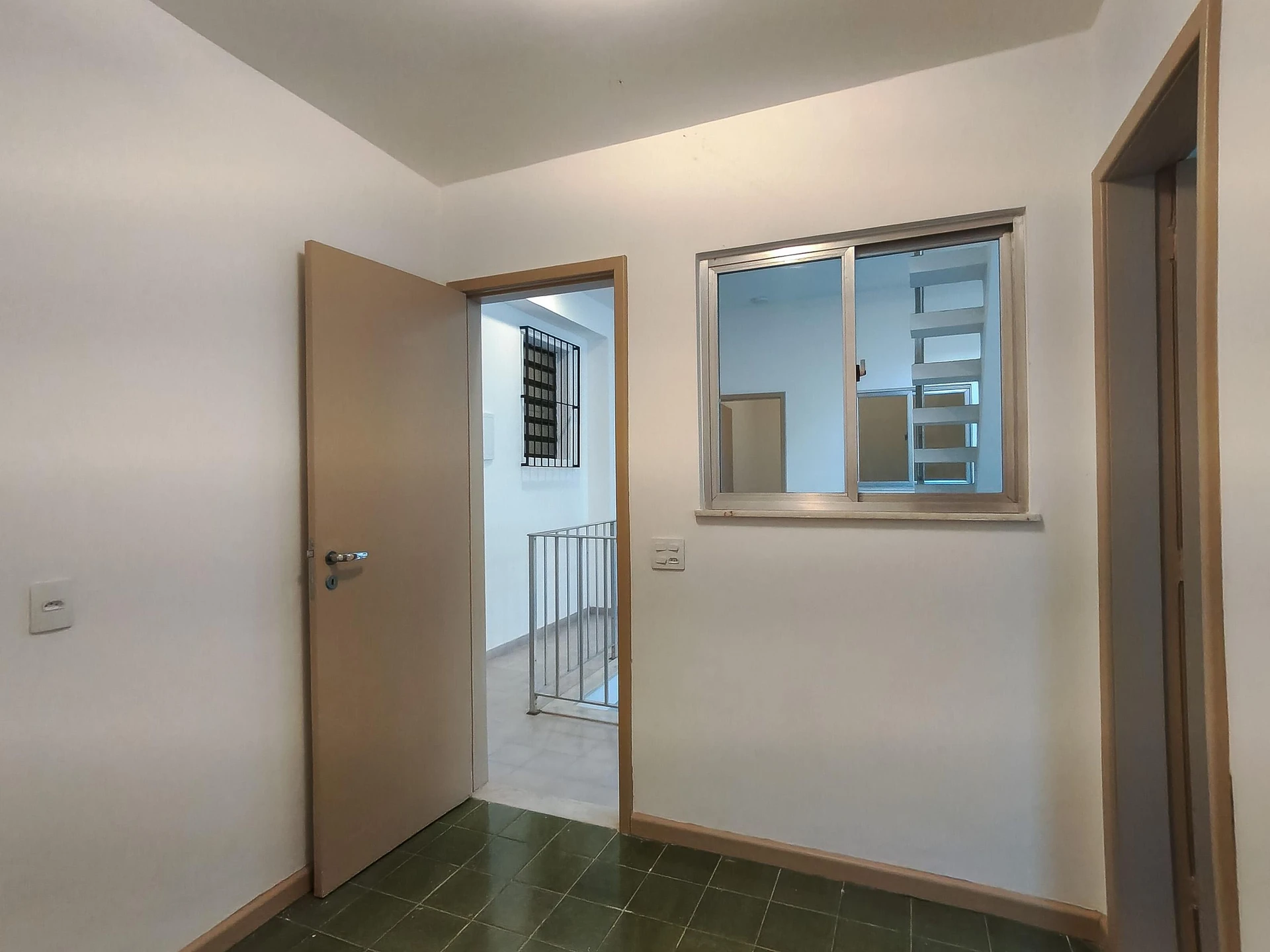 House for rent with 5 bedrooms and 8 bathrooms — photo 95