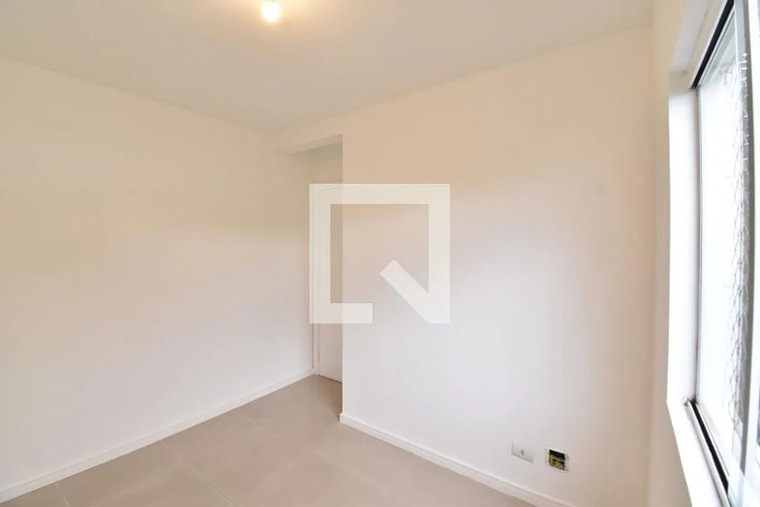 Квартира без мебели с 3 спальнями и кухней открытого плана, 96 м² — photo 36