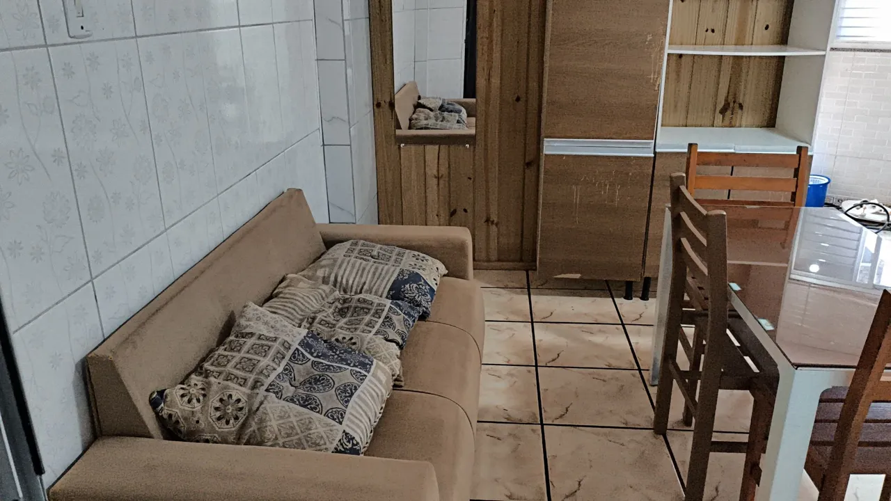 Меблированная квартира 50 м², 2 спальни