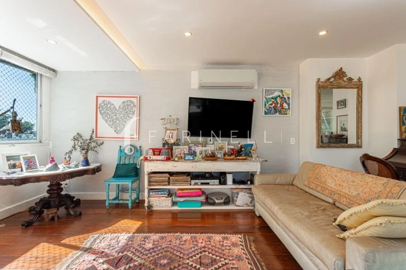 Apartamento mobiliado com 3 quartos e 5 banheiros — photo 23