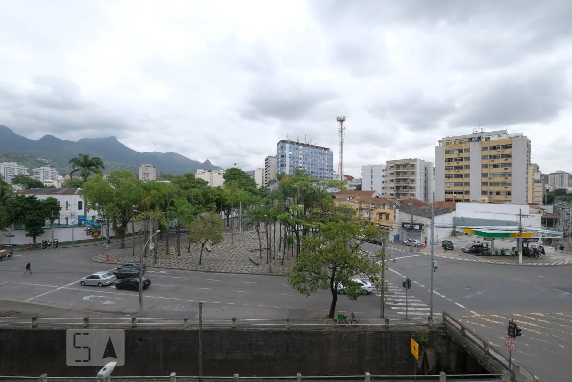 Mountain view in a one-bedroom apartment, 40 m² — photo 8