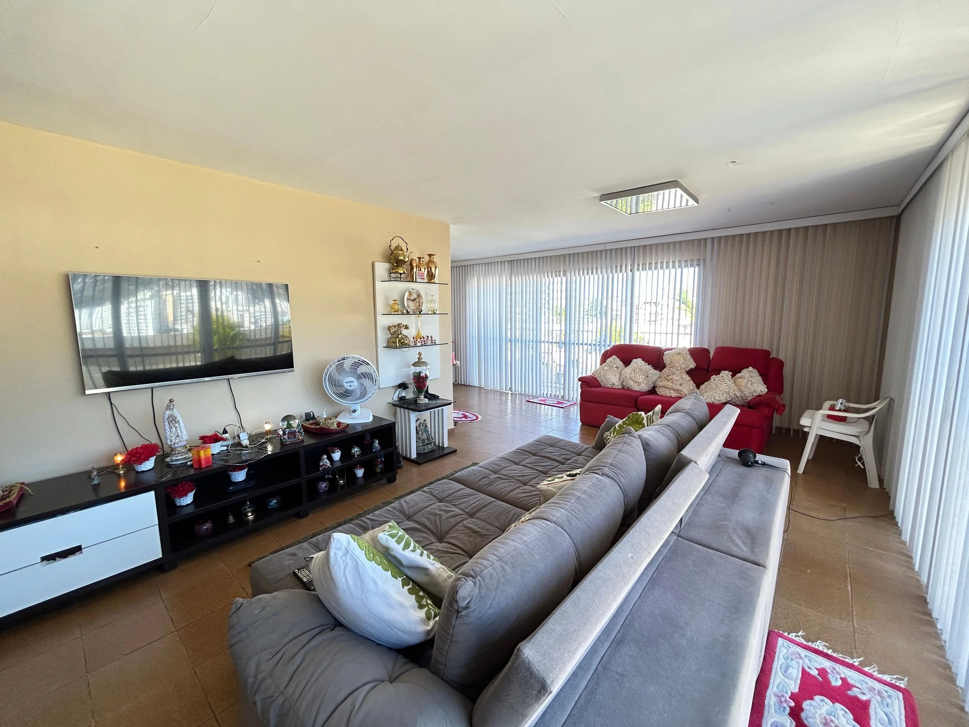 Furnished 4-bedroom rental apartment with 5 parking spaces — photo 6