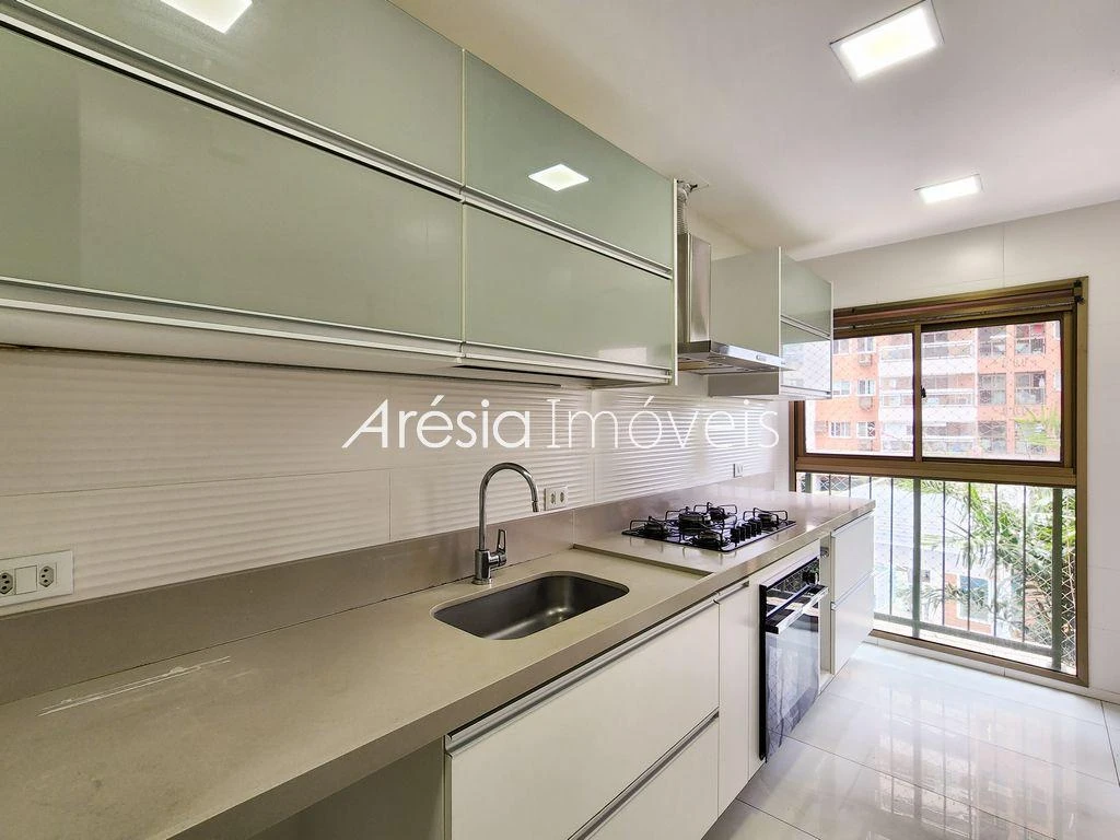 3-bedroom apartment with 2 suites for rent — photo 25