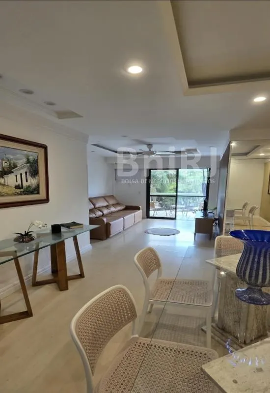 3-bedroom apartment with a washing machine in Rio de Janeiro — photo 9