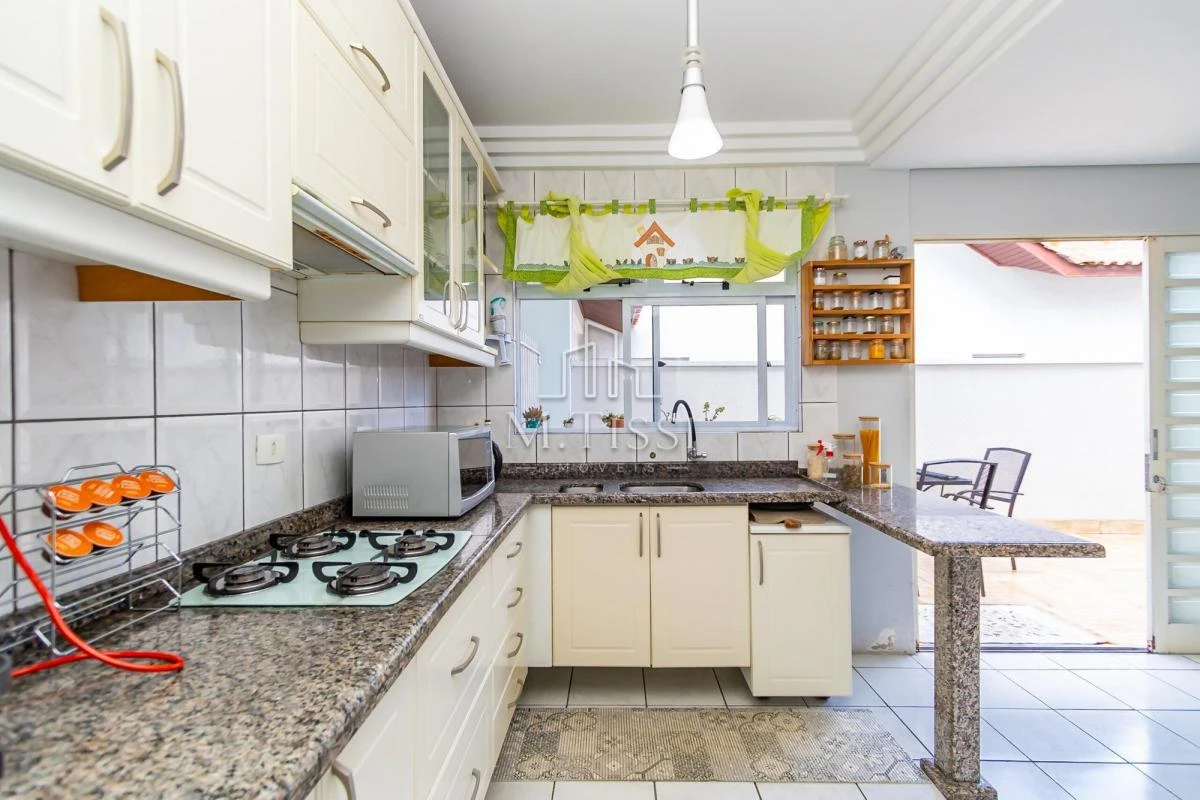 Washing machine in a 3-bedroom house, 200 m² — photo 9