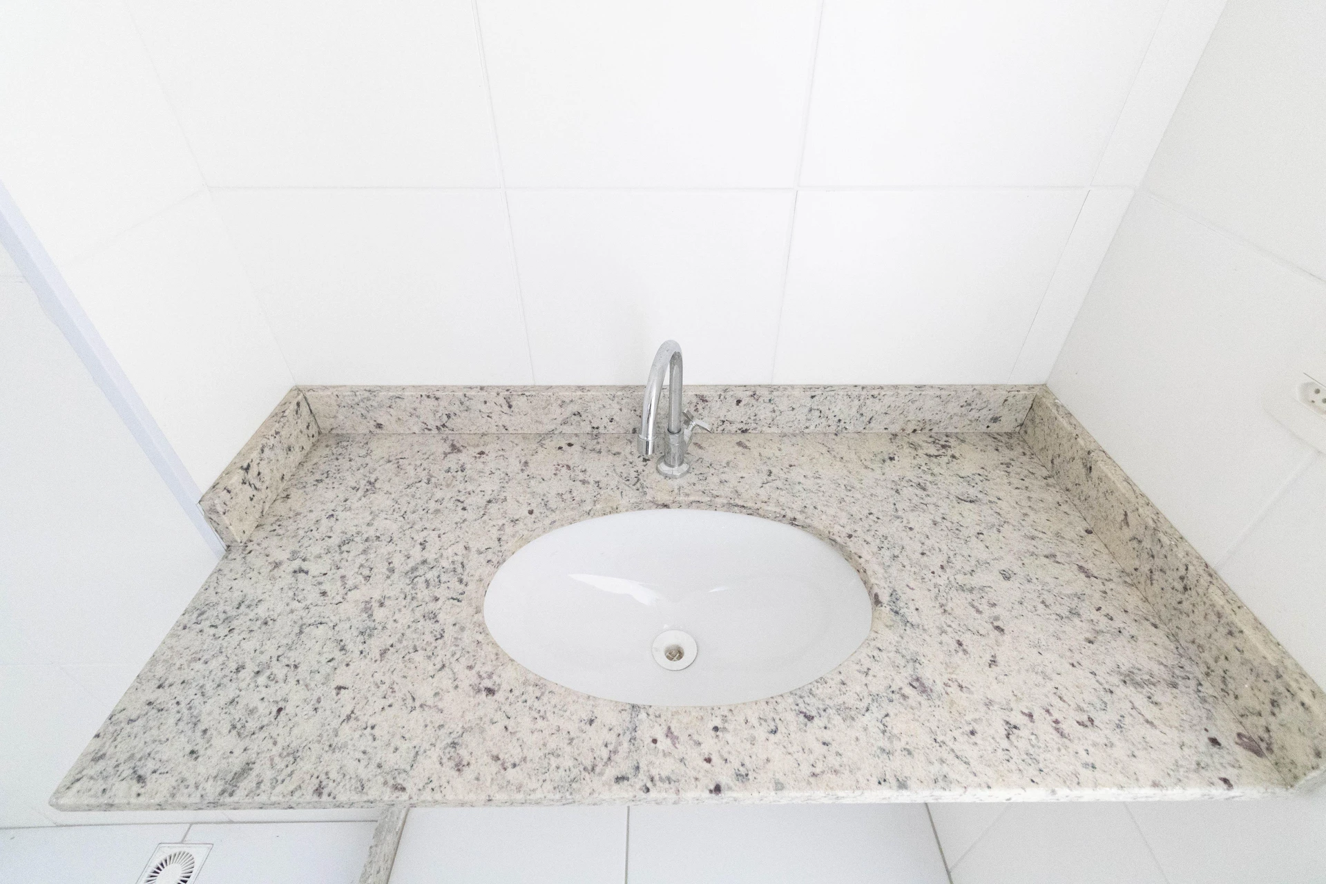 Apartamento mobiliado com 3 quartos e varanda envidraçada — photo 28
