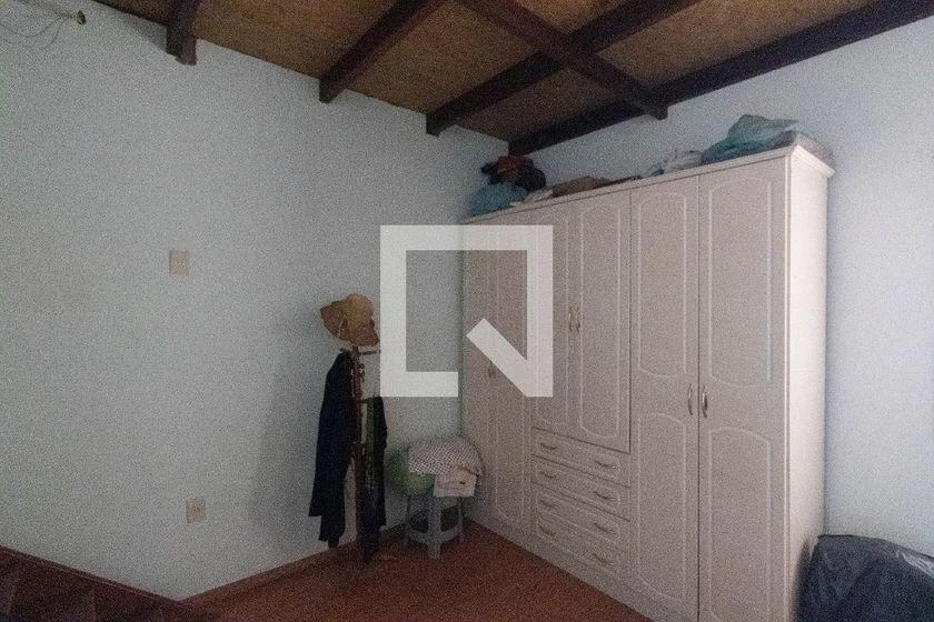 Furnished house with 4 bedrooms and 290 m² — photo 32
