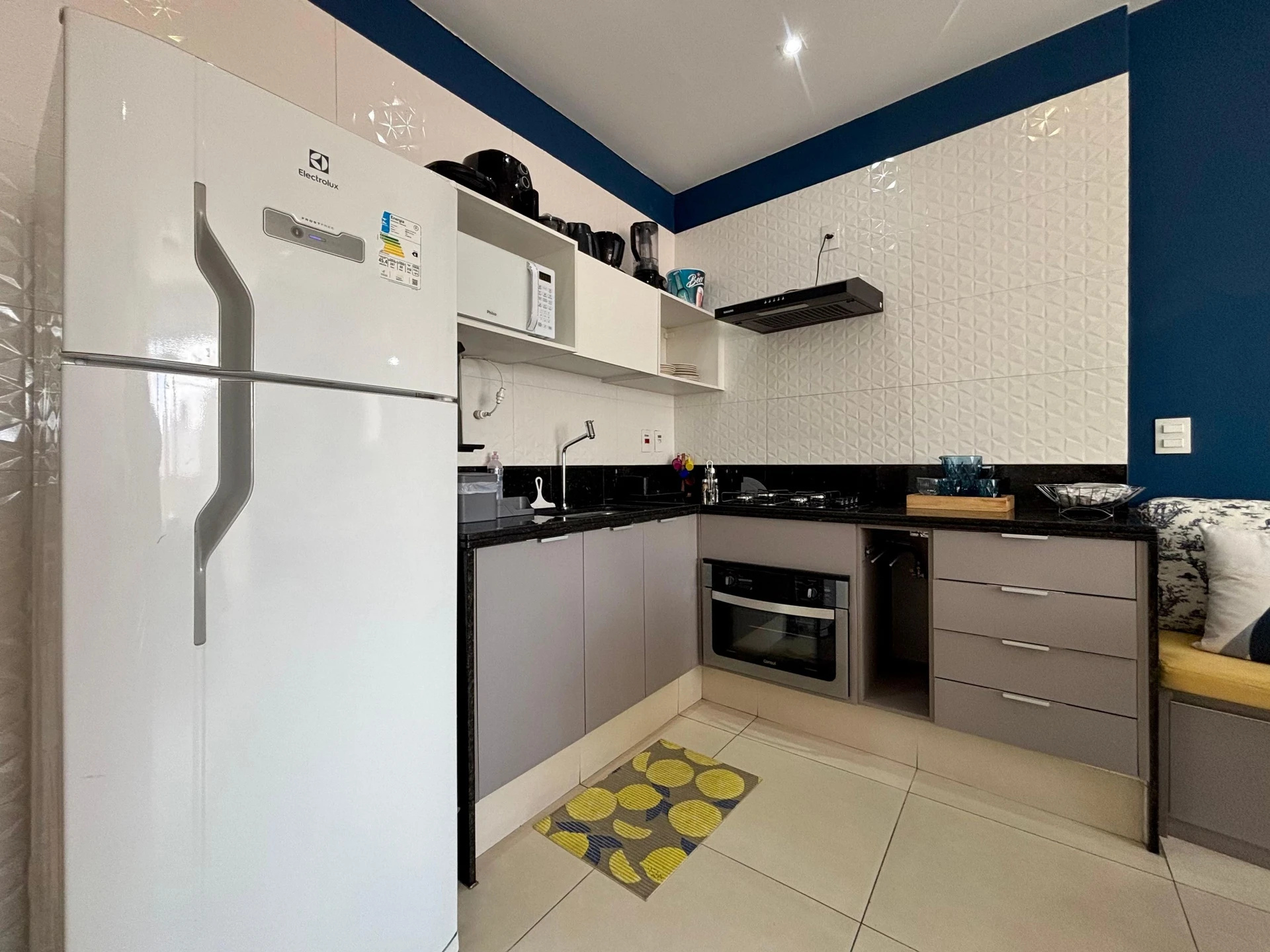 Furnished apartment, 32 m², with a washing machine — photo 13