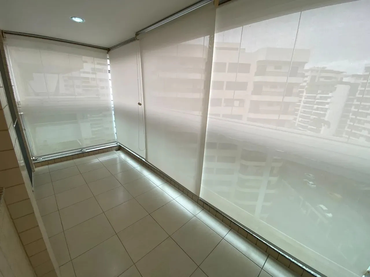 Apartment, 69 m², with a glass-enclosed balcony — photo 8