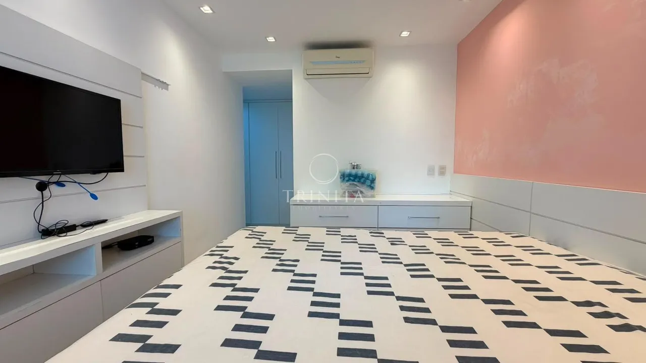 Furnished 2-bedroom apartment with closed balcony — photo 9