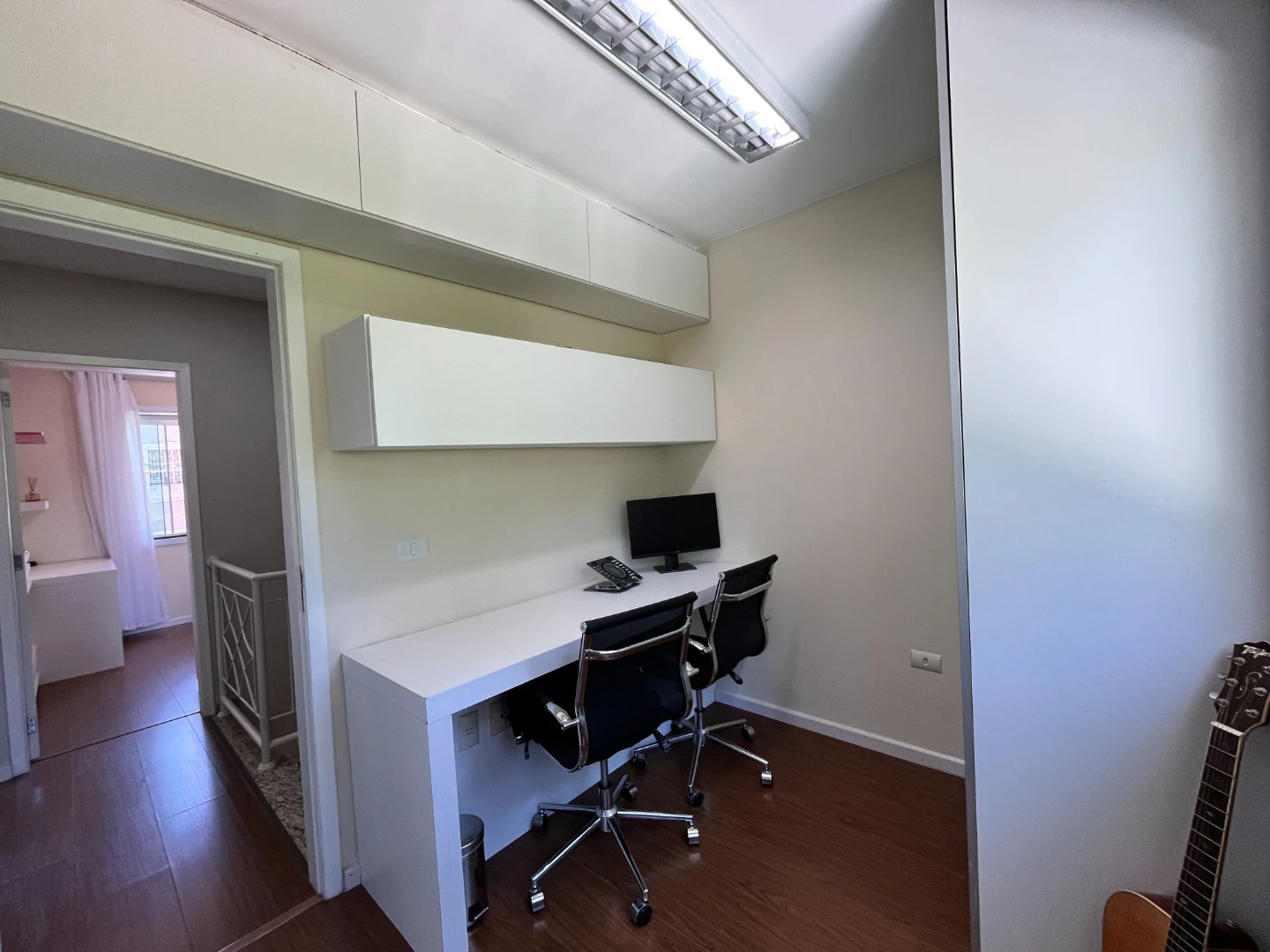 3 quartos e banheira: casa de 180 m² — photo 17