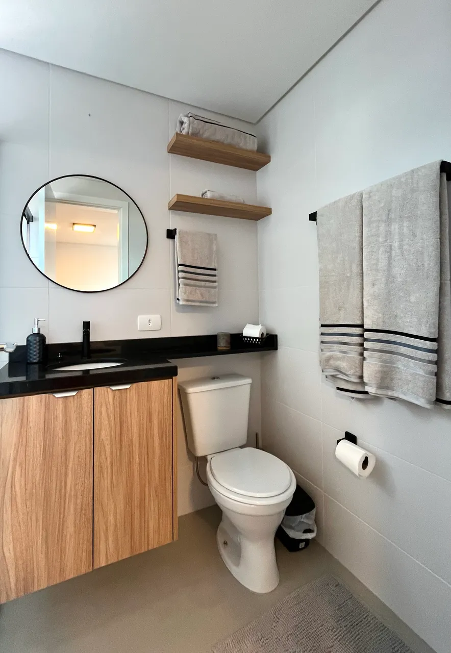 Furnished studio, 24 m², with wood or laminate floors — photo 9