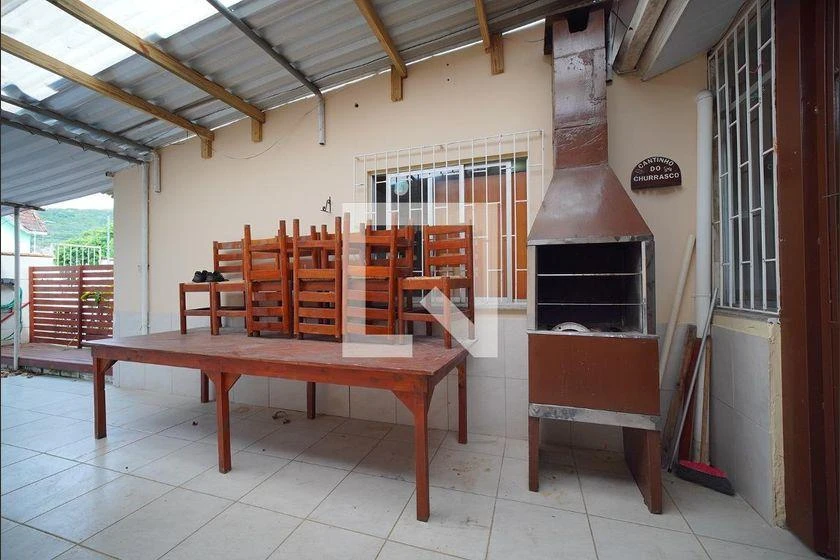 2-bedroom house with a washing machine in Florianópolis — photo 13