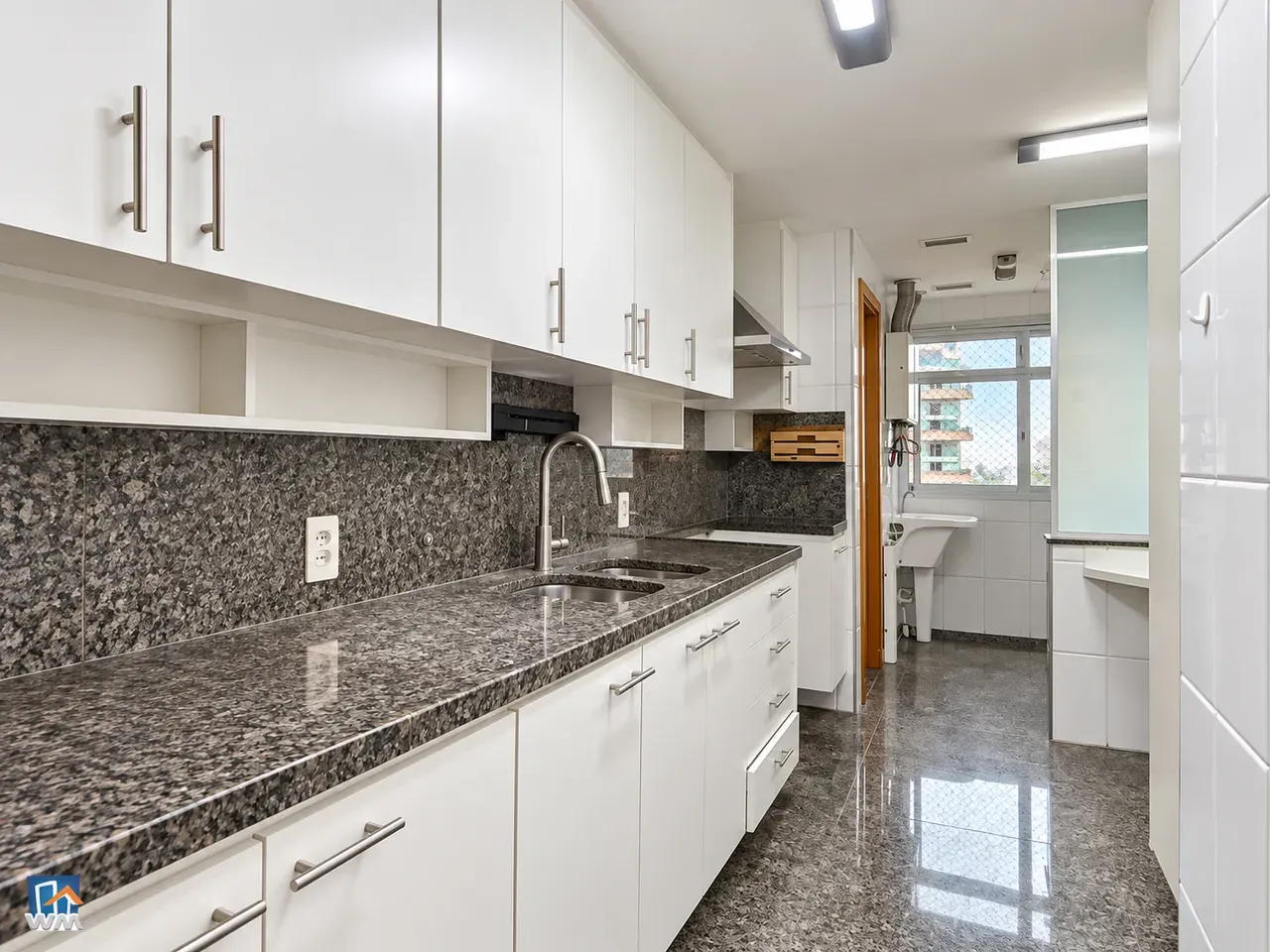 Park view in a 3-bedroom apartment, 120 m² — photo 20