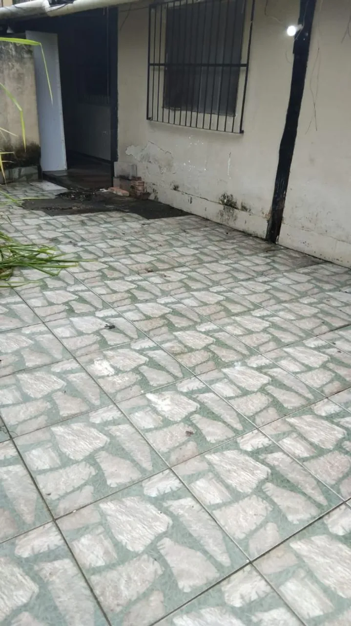 Unfurnished house with 2 bedrooms, 1 bath and balcony — photo 12
