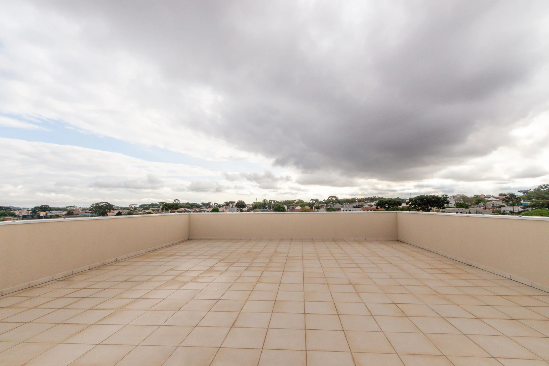 2-bedroom apartment with a home office in Curitiba — photo 17