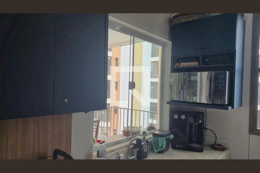 Furnished apartment with balcony and 2 en-suite bedrooms — photo 10